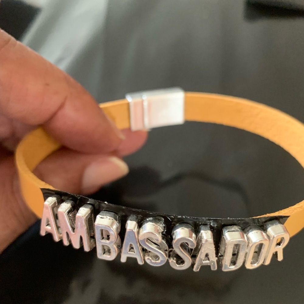 Bracelet Unisex - Picture 1 of 8